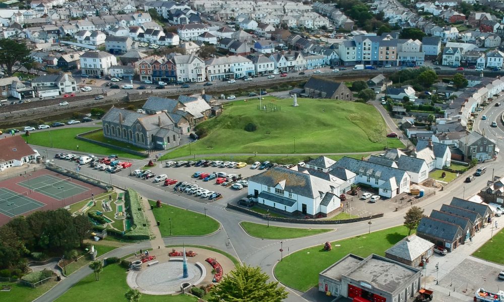 An aerial shot of Bude Light & Parkhouse Centre